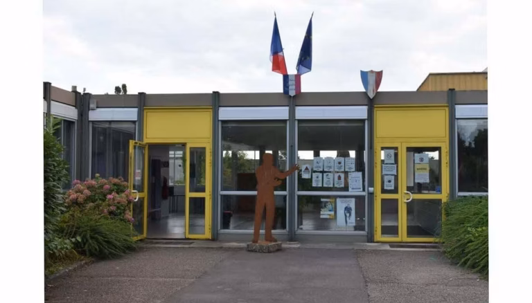 Offre d&rsquo;Apprentissage : Devenez Coffreur Bancheur H/F à Champigny-sur-Marne (94500) en Île-de-France via Figaro